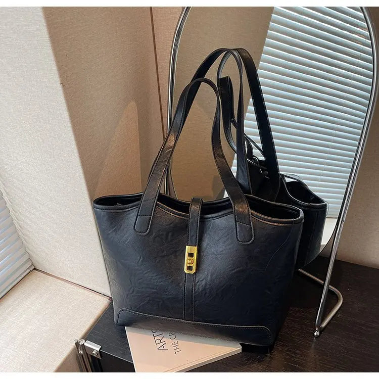 Luxury Women's Hand Bags Made Of Premium Leather Boasting Casual Famous Daily Stylish Style