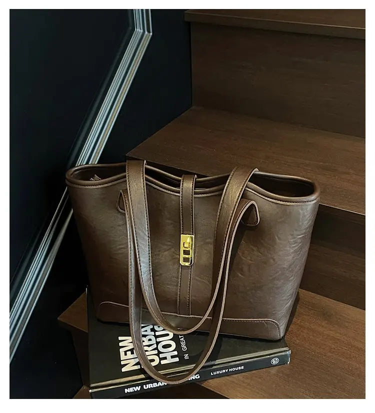 Luxury Women's Hand Bags Made Of Premium Leather Boasting Casual Famous Daily Stylish Style