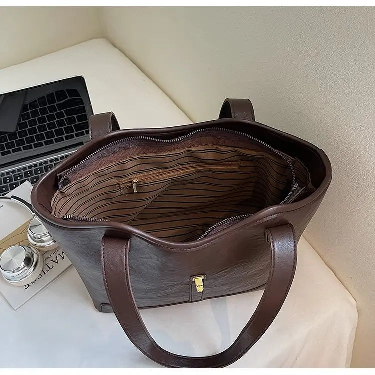 Luxury Women's Hand Bags Made Of Premium Leather Boasting Casual Famous Daily Stylish Style