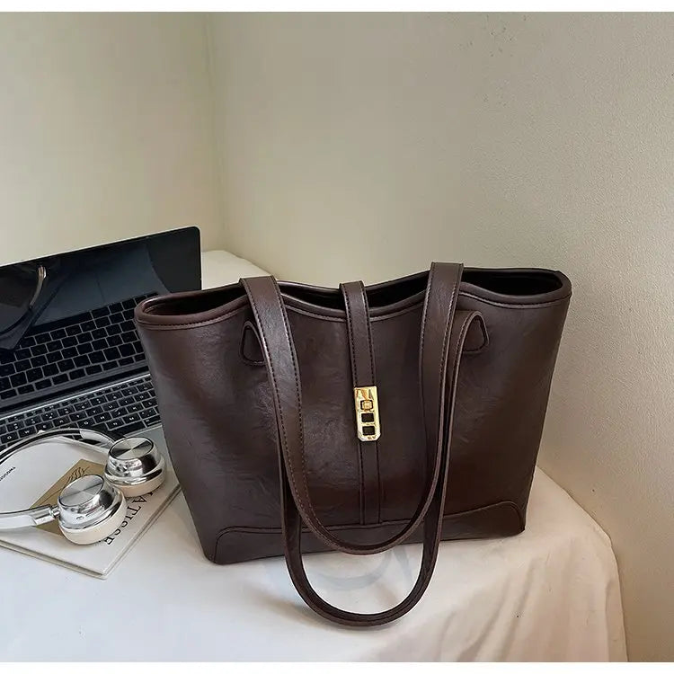 Luxury Women's Hand Bags Made Of Premium Leather Boasting Casual Famous Daily Stylish Style