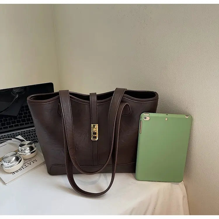 Luxury Women's Hand Bags Made Of Premium Leather Boasting Casual Famous Daily Stylish Style