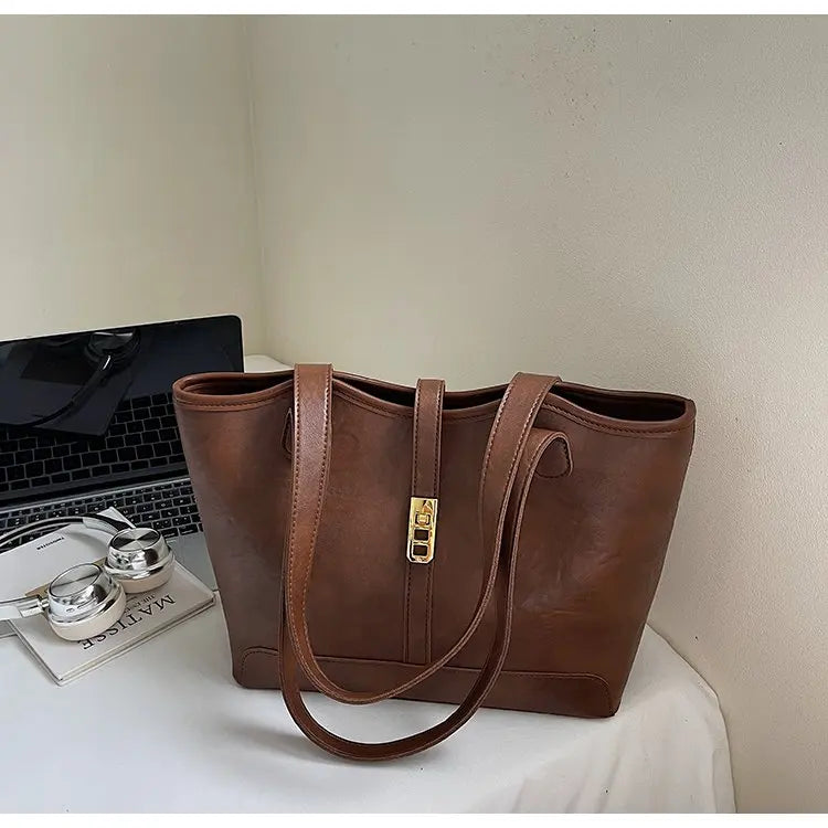 Luxury Women's Hand Bags Made Of Premium Leather Boasting Casual Famous Daily Stylish Style