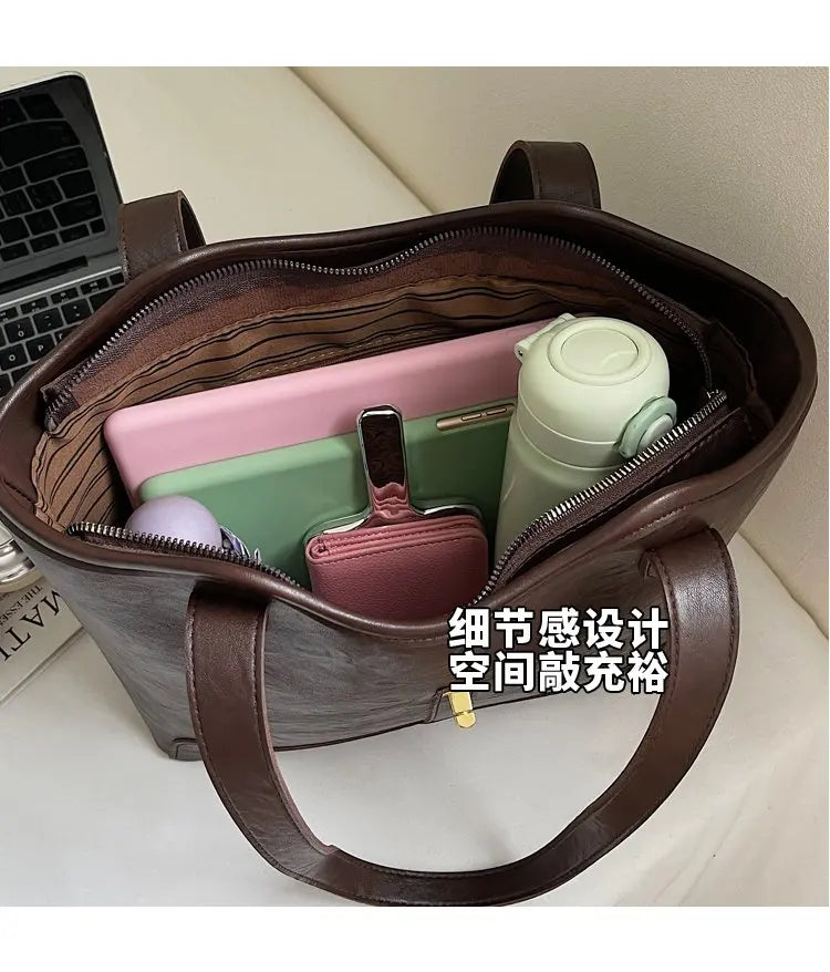 Luxury Women's Hand Bags Made Of Premium Leather Boasting Casual Famous Daily Stylish Style