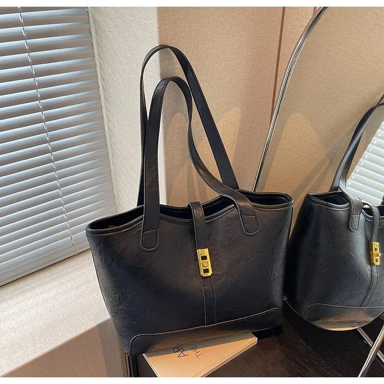 Luxury Women's Hand Bags Made Of Premium Leather Boasting Casual Famous Daily Stylish Style