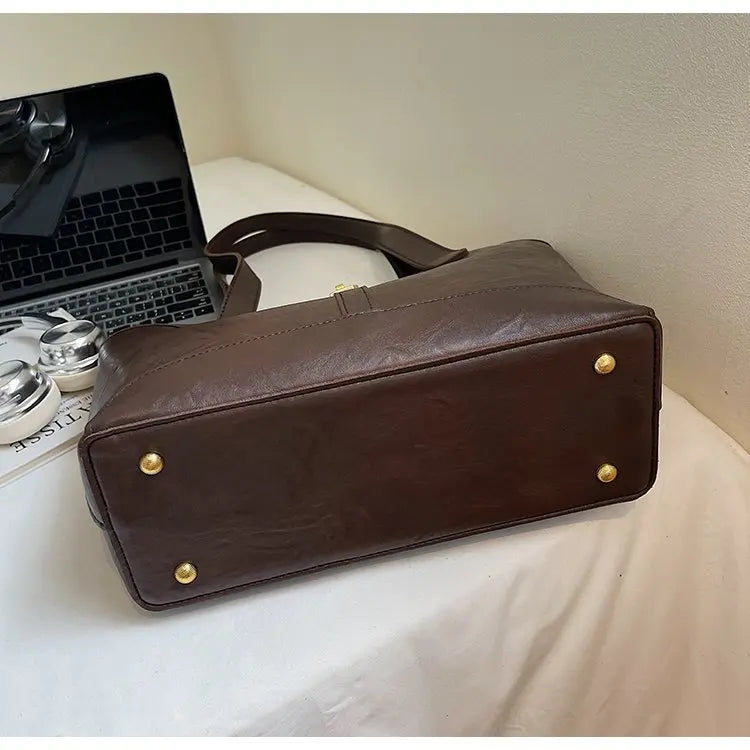 Luxury Women's Hand Bags Made Of Premium Leather Boasting Casual Famous Daily Stylish Style