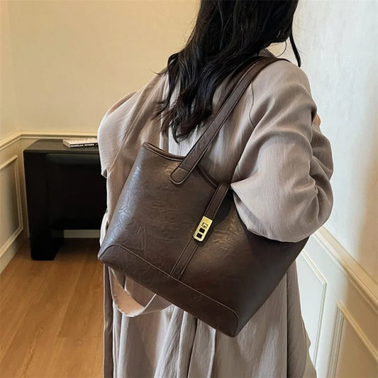 Luxury Women's Hand Bags Made Of Premium Leather Boasting Casual Famous Daily Stylish Style